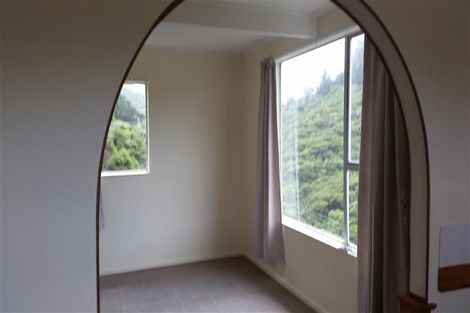 Photo of property in 75b Airlie Road, Plimmerton, Porirua, 5026