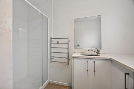 Photo of property in 1/47 Larne Avenue, Pakuranga Heights, Auckland, 2010