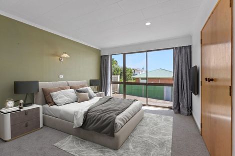 Photo of property in 2/22 Dartmoor Avenue, Westown, New Plymouth, 4310