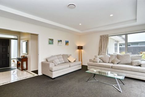 Photo of property in 6 Te Whenu Crescent, Marshland, Christchurch, 8083