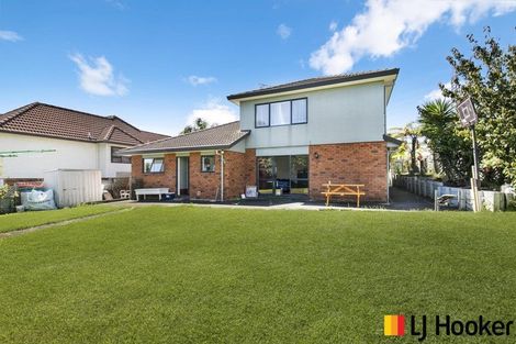Photo of property in 38 Wairere Road, The Gardens, Auckland, 2105