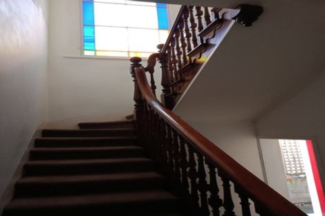 Photo of property in 5 Claremont Grove, Mount Victoria, Wellington, 6011