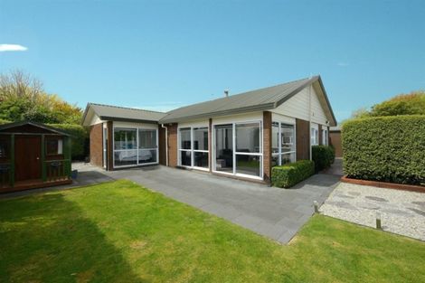 Photo of property in 30 Beauford Place, Parklands, Christchurch, 8083