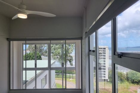 Photo of property in 8/55 Waiwera Road, Waiwera, Orewa, 0994