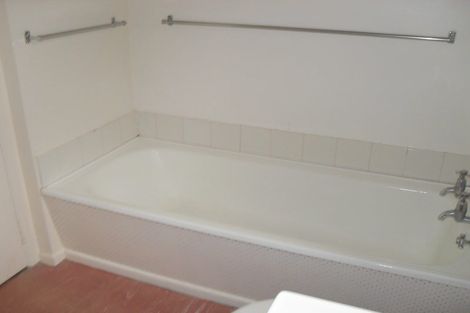 Photo of property in 6/117 Austin Street, Mount Victoria, Wellington, 6011