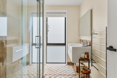 Photo of property in 34 Tangaroa Place, Poike, Tauranga, 3112