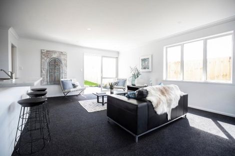 Photo of property in 16 Tawhiti Road, Pukekohe, 2120