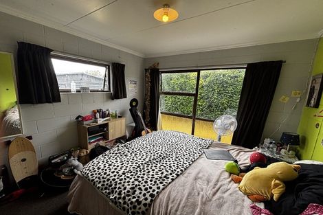 Photo of property in 39 Trelawney Crescent, Westown, New Plymouth, 4310