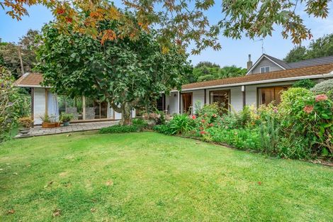 Photo of property in 9 Kohekohe Road, Waikanae, 5036