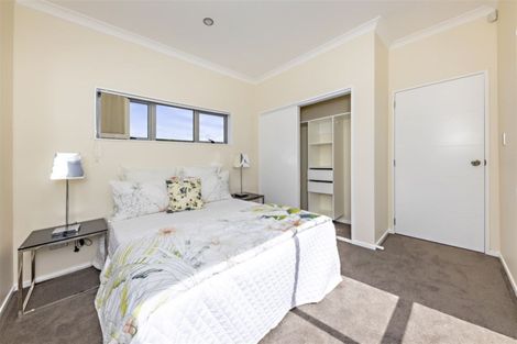 Photo of property in 55a Senator Drive, Manurewa, Auckland, 2105
