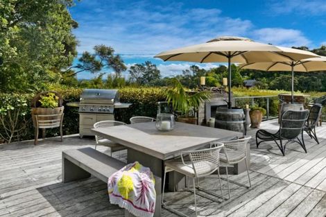 Photo of property in 10 Remu Place, Greenhithe, Auckland, 0632