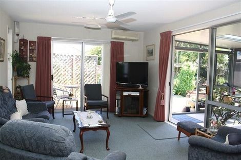 Photo of property in 2/456 Main South Road, Hornby, Christchurch, 8042