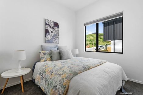 Photo of property in 1/62 Spenmoor Street, Newlands, Wellington, 6037