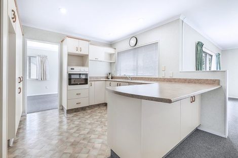 Photo of property in 18 John Webb Drive, Glenview, Hamilton, 3206