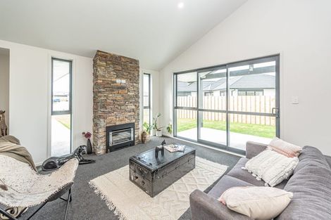 Photo of property in 30 Oldfield Lane, Marton, 4710