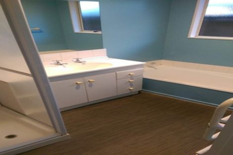 Photo of property in 1/71 Elizabeth Street, Riccarton, Christchurch, 8041