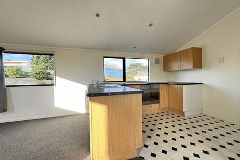 Photo of property in 20 Morere Street, Titahi Bay, Porirua, 5022