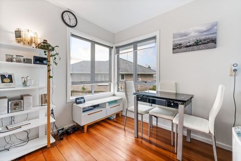 Photo of property in 120a Taylor Street, Blockhouse Bay, Auckland, 0600