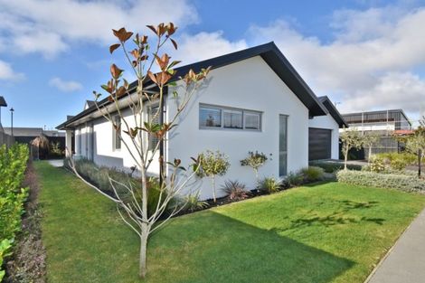 Photo of property in 33 Prestons Park Drive, Marshland, Christchurch, 8083