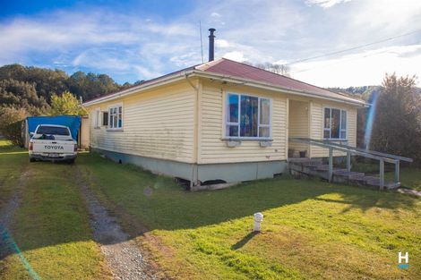 Photo of property in 44 Oxford Street, Taylorville, Greymouth, 7805