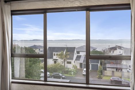 Photo of property in 21 Rogers Avenue, Eastern Beach, Auckland, 2012