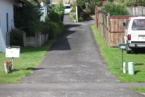 Photo of property in 1/122 Prince Regent Drive, Half Moon Bay, Auckland, 2012