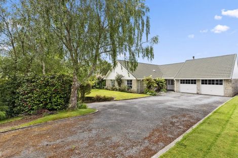 Photo of property in 120 Kawiu Road, Levin, 5510