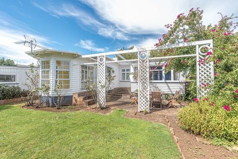 Photo of property in 4 Godwin Crescent, College Estate, Whanganui, 4500