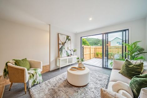 Photo of property in 2/60 Akatarawa Road, Brown Owl, Upper Hutt, 5018
