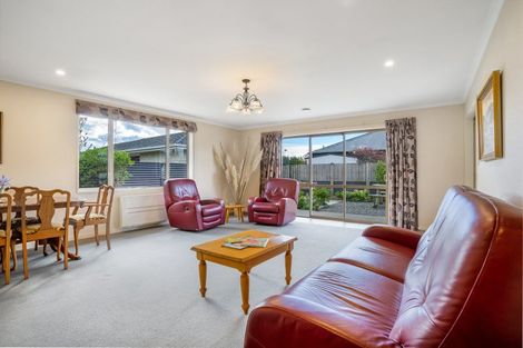 Photo of property in 96 Park Street, Winton, 9720