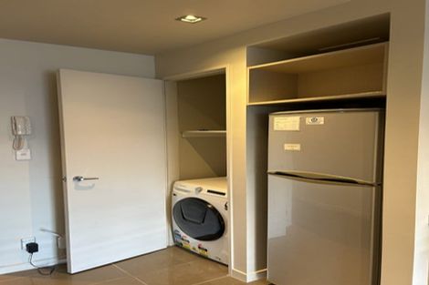 Photo of property in Monument Apartments, 2h/245 Wakefield Street, Te Aro, Wellington, 6011