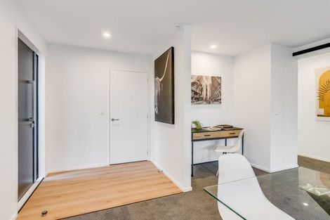 Photo of property in 26b Middlepark Road, Sockburn, Christchurch, 8042