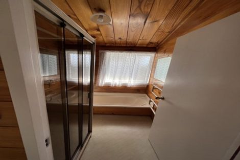 Photo of property in 14 Binda Place, Botany Downs, Auckland, 2010