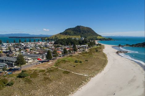 Photo of property in 3/45 Marine Parade, Mount Maunganui, 3116