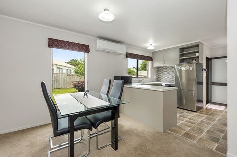 Photo of property in 8 Olwyn Green, Dinsdale, Hamilton, 3204