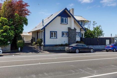 Photo of property in 162 Saint Aubyn Street, New Plymouth, 4310