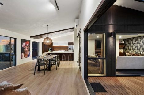 Photo of property in 109c Moncks Spur Road, Redcliffs, Christchurch, 8081