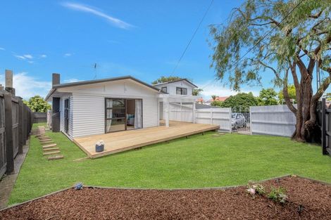 Photo of property in 1/55 Alfriston Road, Manurewa East, Auckland, 2102