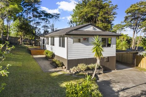 Photo of property in 7 Stallard Place, Glen Eden, Auckland, 0602
