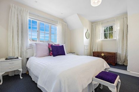 Photo of property in 49 Cashmere Road, Cashmere, Christchurch, 8022