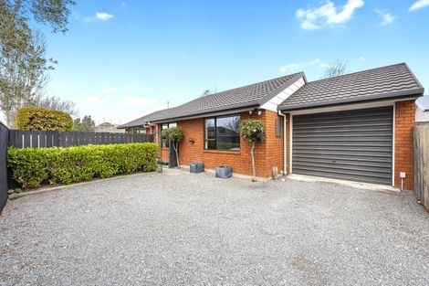 Photo of property in 1/43 Aorangi Road, Bryndwr, Christchurch, 8053