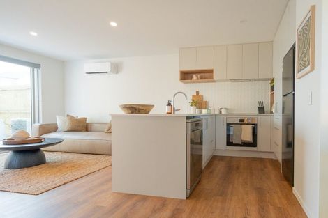 Photo of property in 1/27 Linwood Avenue, Linwood, Christchurch, 8011