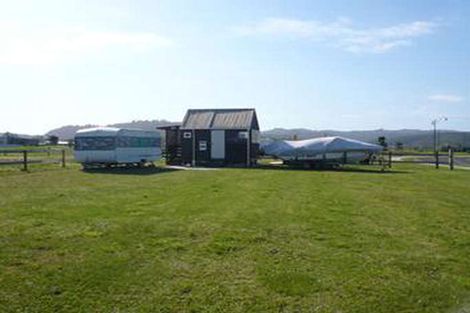 Photo of property in 163 Rangiora Crescent, Matarangi, Whitianga, 3592