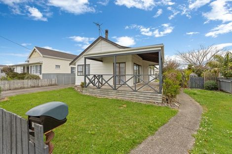 Photo of property in 56 Wilton Street, Levin, 5510