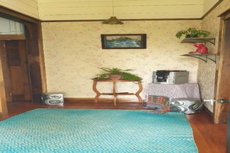 Photo of property in 21 Egmont Street, Patea, 4520