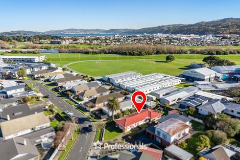 Photo of property in 83 Wai-iti Crescent, Woburn, Lower Hutt, 5010