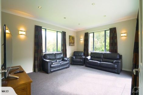 Photo of property in 10 Deavoll Place, Heathcote Valley, Christchurch, 8022