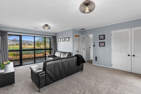 Photo of property in 16 Homewood Avenue, Levin, 5510