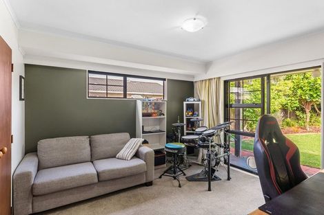 Photo of property in 20 Awanui Drive, Waikanae, 5036