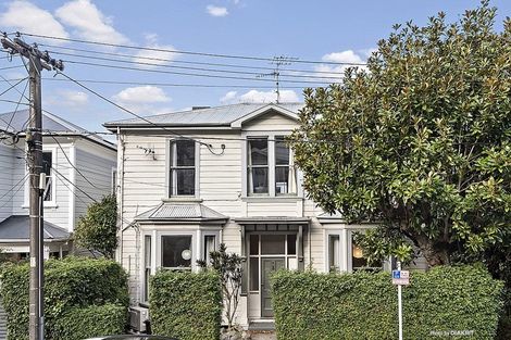 Photo of property in 6 Burnell Avenue, Thorndon, Wellington, 6011